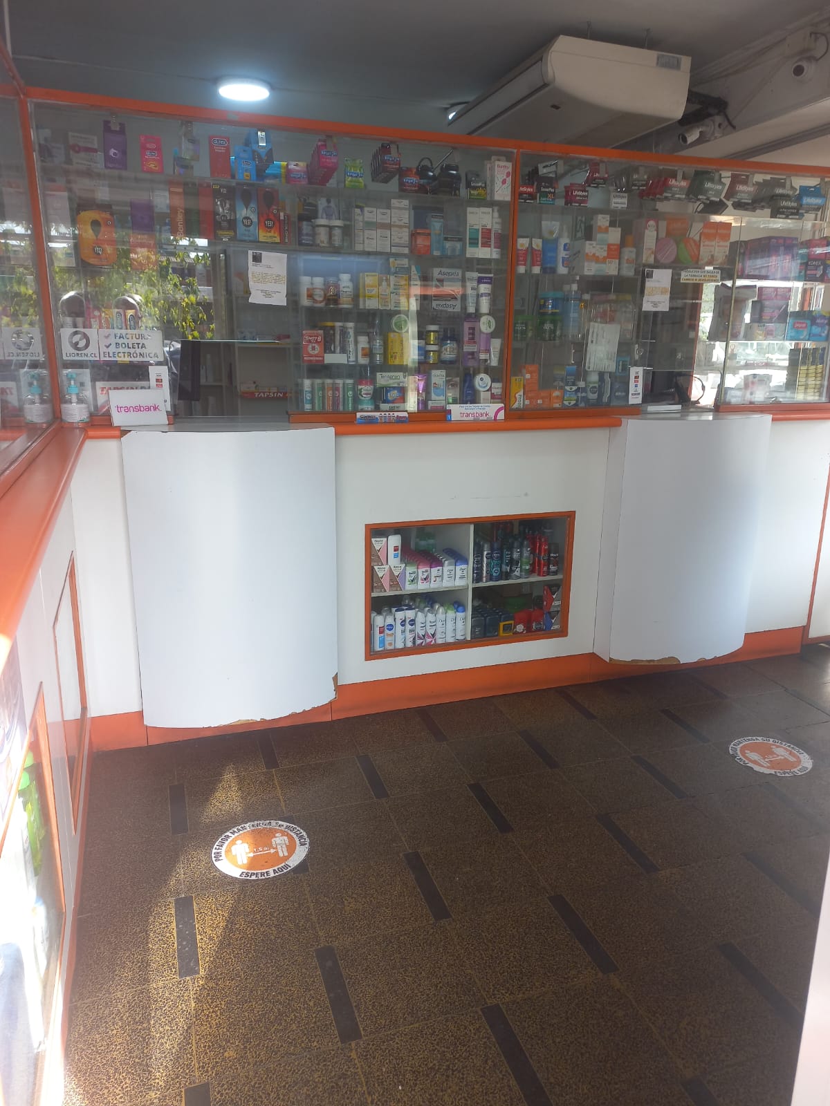Cadena de Farmacia (4 locales) en venta